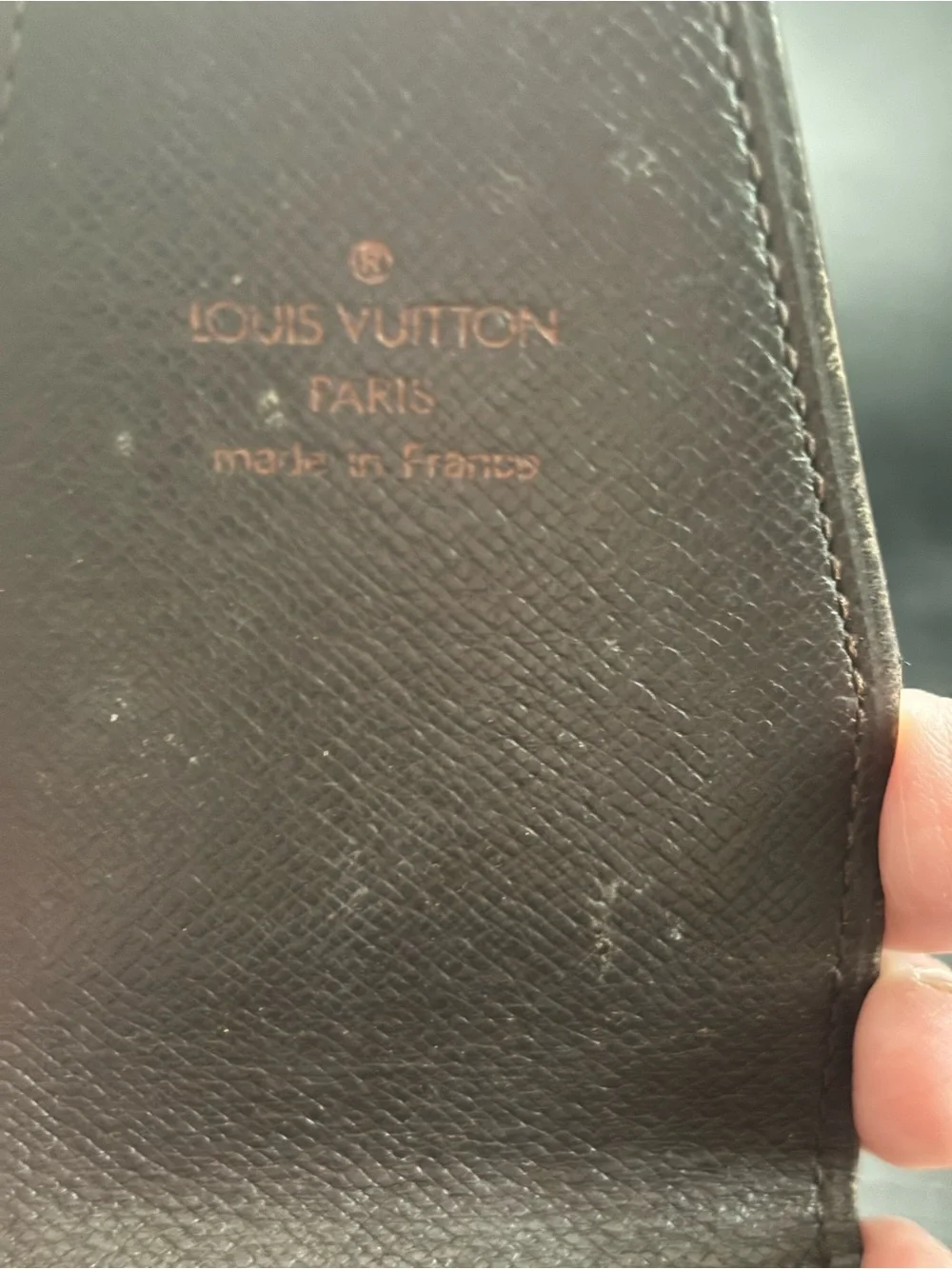 Authentic Louis Vuitton Damier Ébène Étui Cigarette Case– Excellent Condition - Picture 7 of 9
